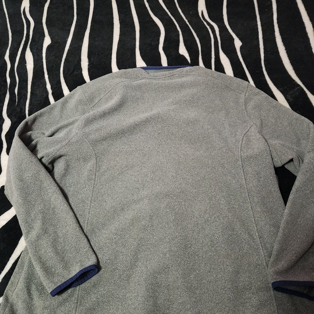 L.L. Bean Heather Gray Fleece Jacket with Navy Trim - Picture 3 of 4